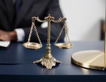 law scale